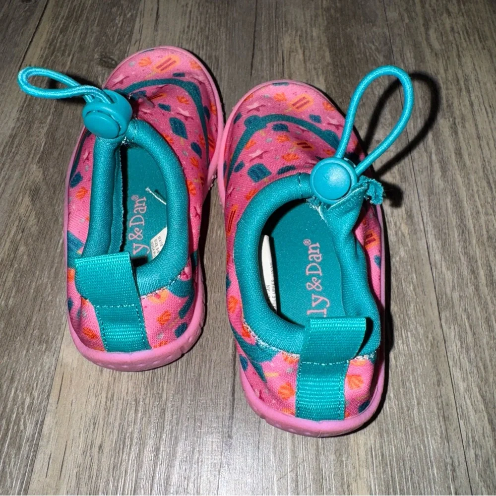 ☀️6/$20☀️ Lily & Dan Kids Aqua Adventure Shoes - Pink and Teal